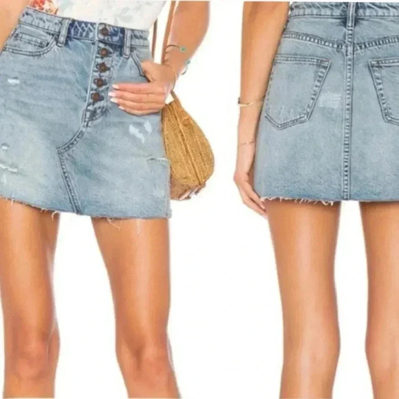 Free People Mini Denim Skirt Size 24 A Line Button Up TRENDING - Picture 4 of 6